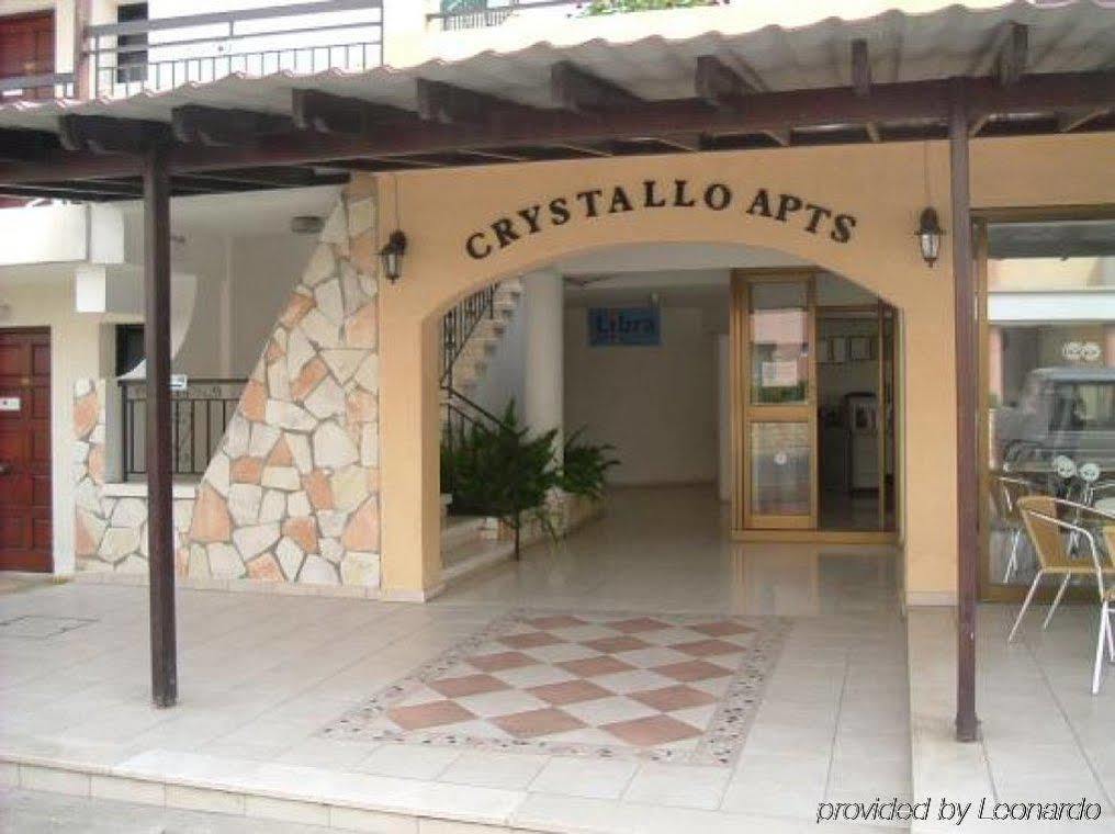 Crystallo Apartments Paphos ภายนอก รูปภาพ